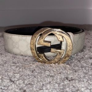 Gucci signature leather belt